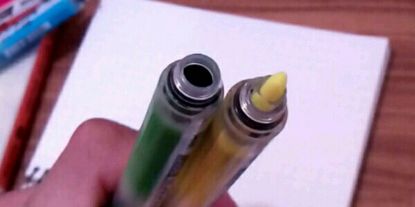 ぺんてる ノック式蛍光ペン　ハンディラインＳ３